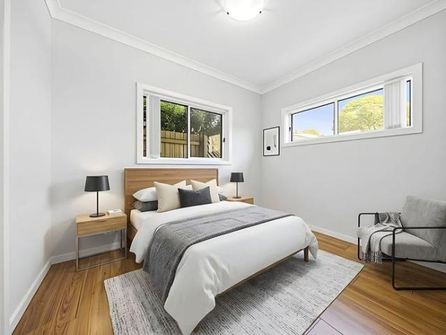 Stylish Low Maintenance Living in a Near New Granny Flat