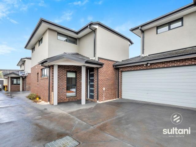 Stylish & Low Maintenance Living in a Prime Dandenong Pocket