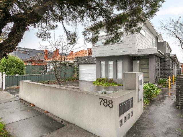 Stylish, Low Maintenance Living in a Prime Glenroy Location