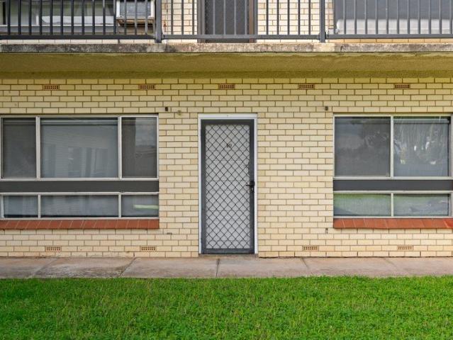 Stylish Low Maintenance Living in a Prime Location