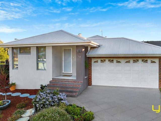 Stylish & Low Maintenance Living in a Prime Mernda Location