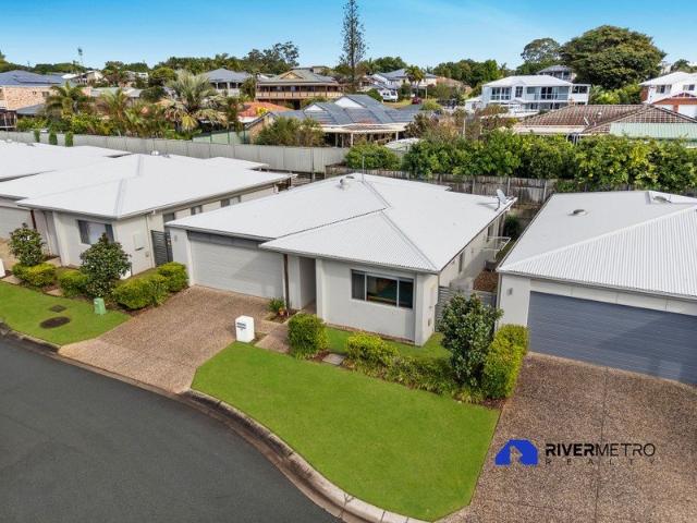 Stylish Low Maintenance Living in a Prime Redland Bay Location