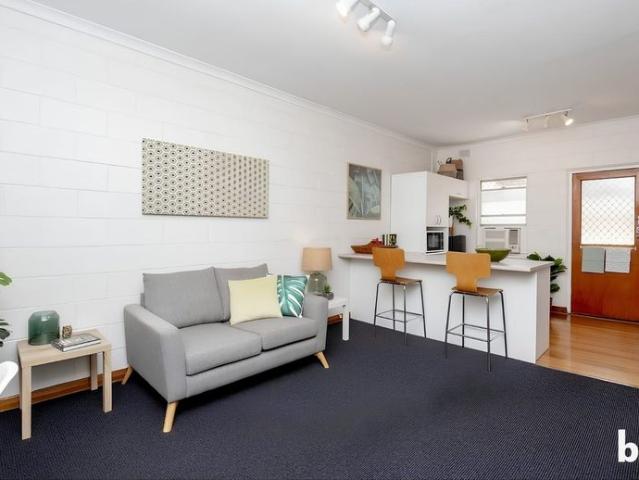 Stylish Low Maintenance Living in a Prime St Peters Location