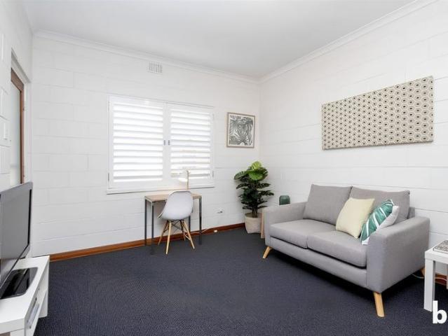 Stylish Low Maintenance Living in a Prime St Peters Location