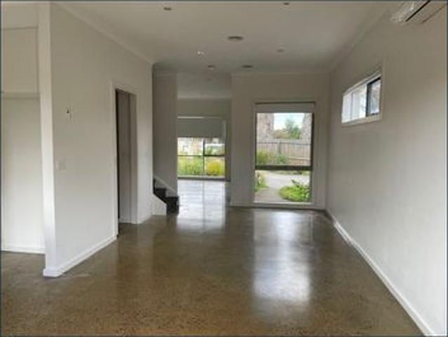 Stylish & Low Maintenance Living in a Prime Sunshine Location