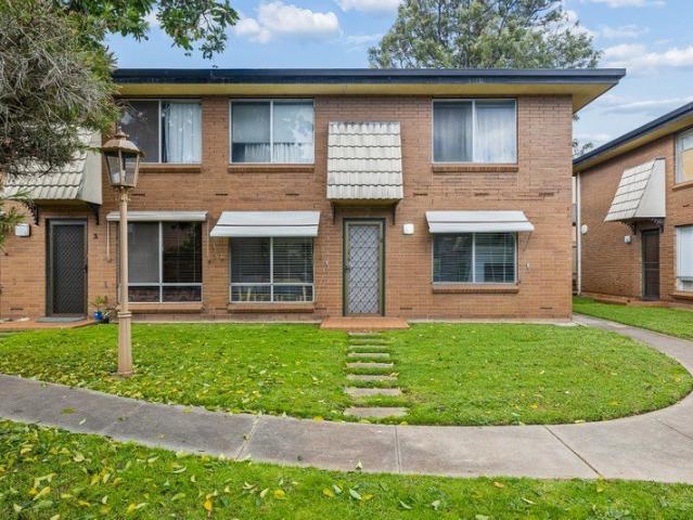 Stylish, Low Maintenance Living in a Sought After Location