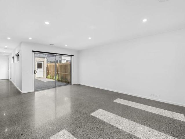 Stylish Low Maintenance Living in Geelong West