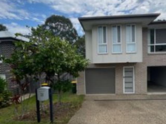 Stylish & Low Maintenance Living in Griffin