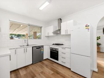 Stylish & Low Maintenance Living in Kardinya