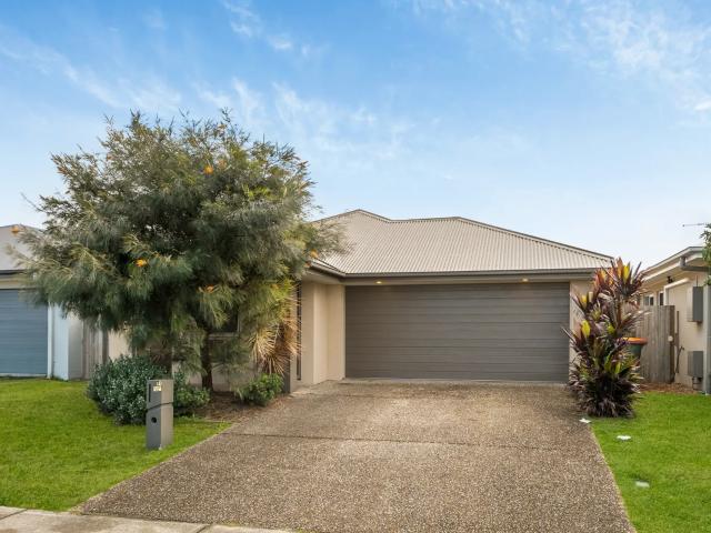 Stylish, Low Maintenance Living in North Harbour