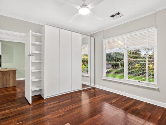 Stylish Low Maintenance Living in Prestigious Heathpool!