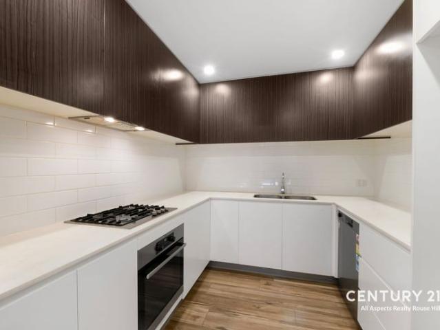 Stylish & Low Maintenance Living in Prime Location
