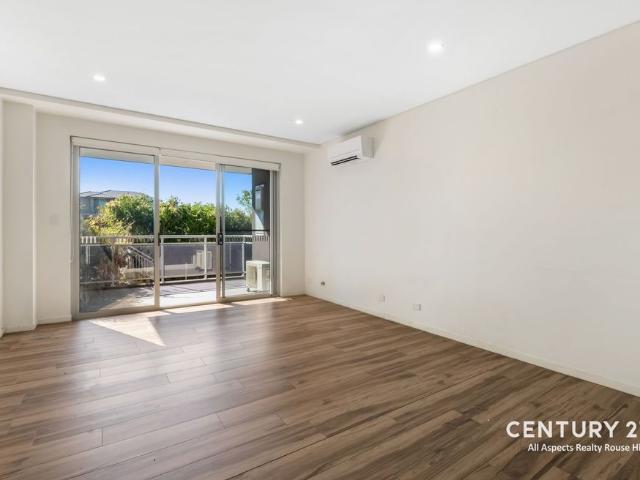 Stylish & Low Maintenance Living in Prime Location