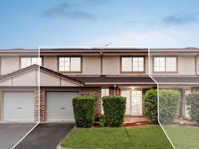 Stylish & Low Maintenance Living in Prime Shailer Park Location!