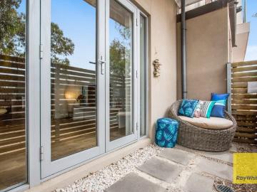 Stylish & Low Maintenance Living in Prime Point Cook Location!