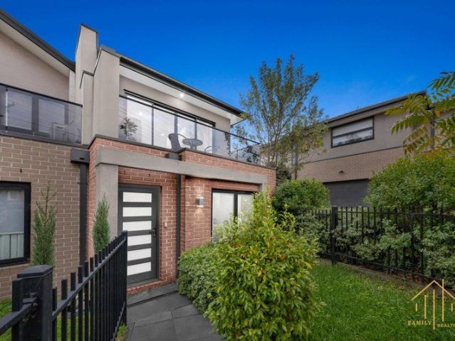 Stylish & Low Maintenance Living in the Heart of Glenroy