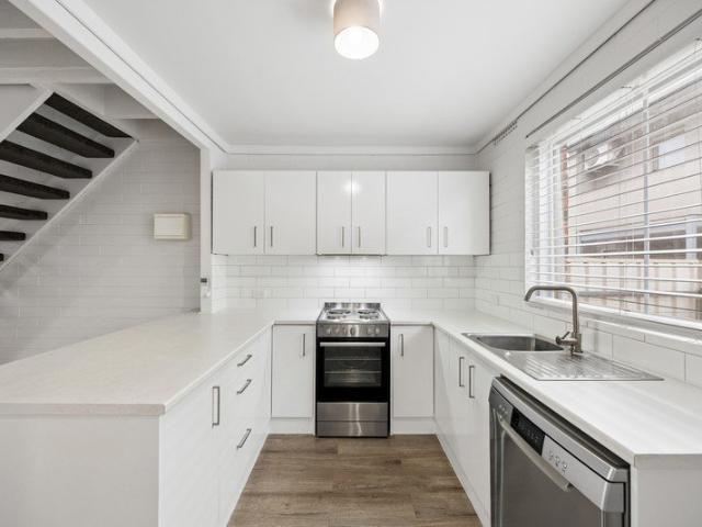 Stylish & Low Maintenance Living in the Heart of Glenside