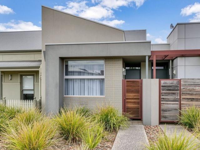Stylish, Low Maintenance Living Perfect for Singles & Couples