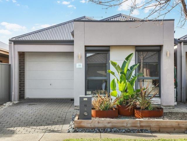 Stylish, Low Maintenance Living with Modern Comforts