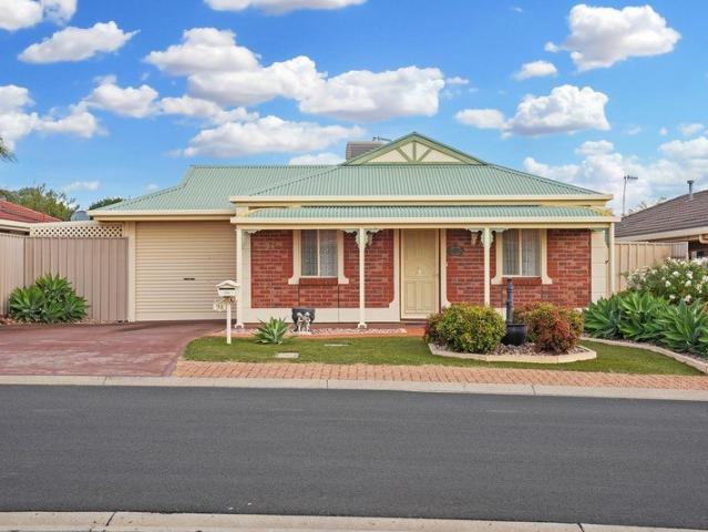 Stylish & Low Maintenance Living with Outdoor Charm in Craigmore