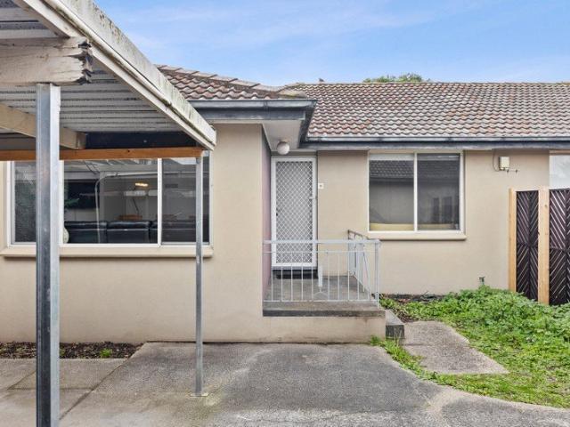 Stylish, Low Maintenance Living With Plenty of Outdoor Space