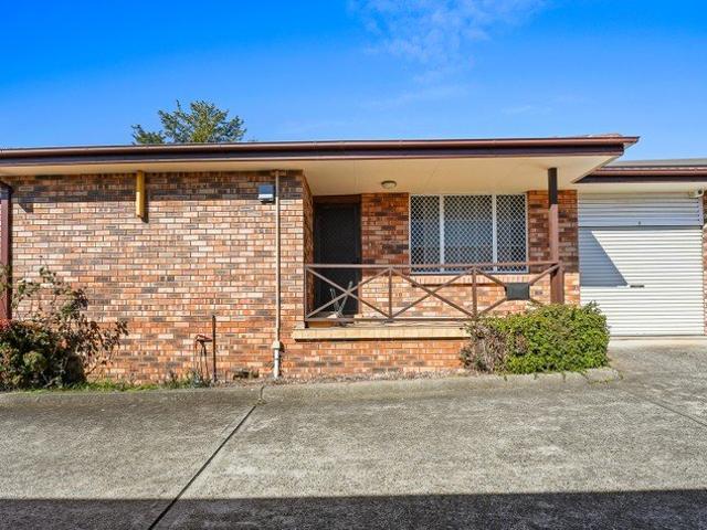 Stylish, Low Maintenance Living with Space to Enjoy