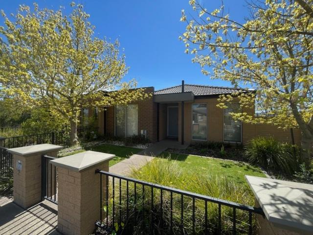 Stylish & Low Maintenance Standalone Townhouse