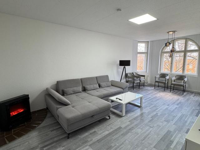 Stylish & Lovingly Furnished Apartment in Tempelhof, Berlin Amsterdam Apartments for Rent