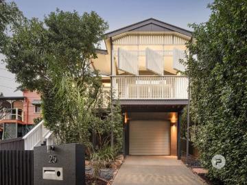 Stylish Paddington character in Central location