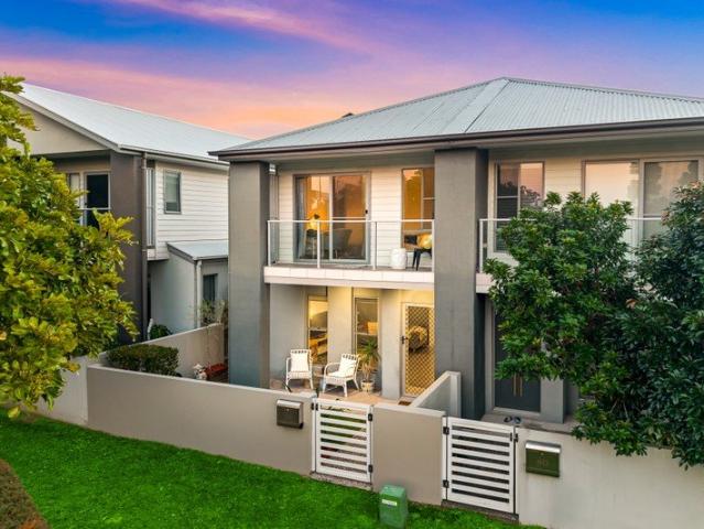 Stylish Parkside Living within Mansfield SHS Catchment