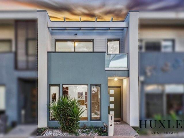 Stylish Parkside Living in the Heart of Fraser Rise