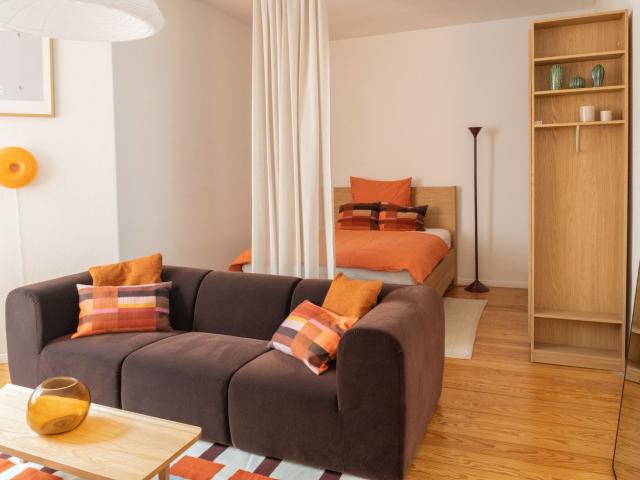 Stylish period apartment in the heart of Friedrichshain