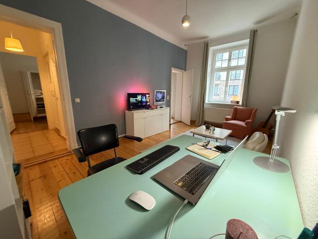 Stylish period apartment next to Studio Babelsberg – ideal for project stays, Potsdam Amsterdam Apartments for Rent