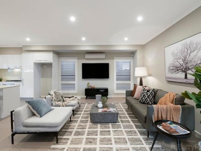Stylish & Private Modern Townhouse in Prime Location