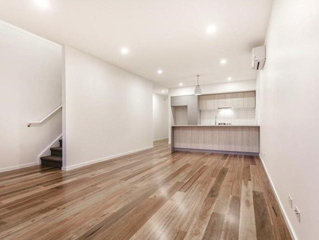 Stylish & Quality Built Townhouse in a Prime Location