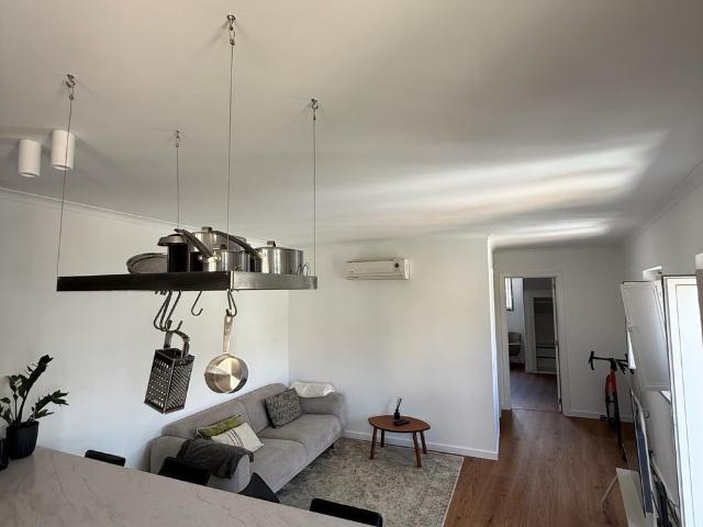 Renovated Alcântara Apartment | AC + Fast Wi Fi |