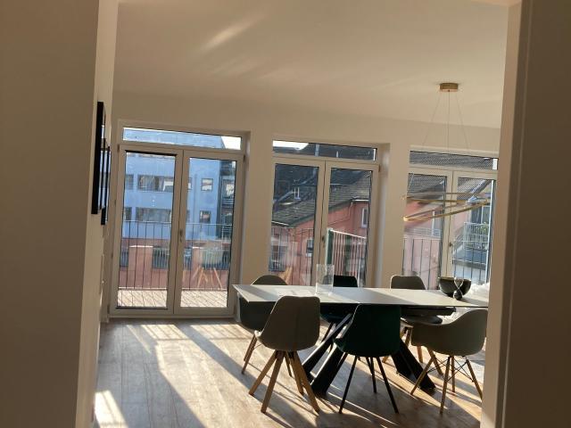 Stylish & Quiet home in central Essen in walking distance to main station rely furbished in 2022, Essen Amsterdam Apartments for Rent