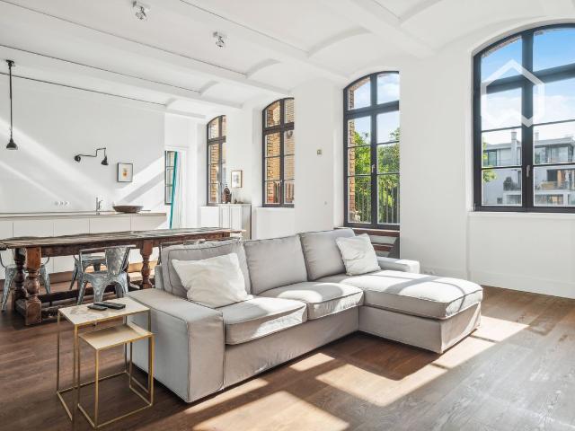 Stylish, quietly located loft in a listed factory building Mitte, Berlin Amsterdam Apartments for Rent