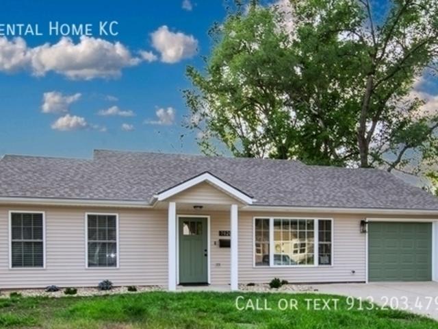 Stylish Ranch Downtown Overland Park #7620