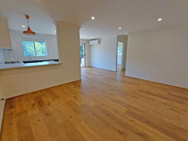 Stylish Recently Renovated Top Floor Apartment in an Unbeatable Location