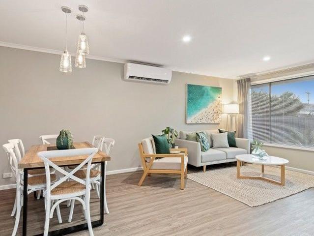 Stylish, Recently Renovated Unit in a Convenient Location