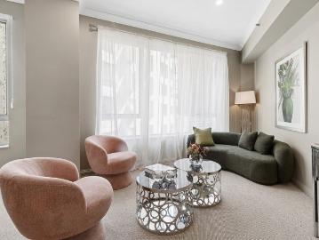 Stylish, Refurbished Bridgeport Apartment offered fully furnished in the heart of Circular Quay