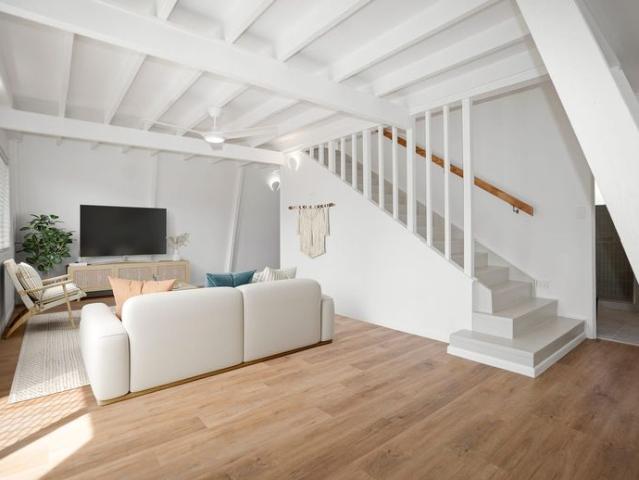 Stylish Renovated Townhouse in Prime Coastal Location