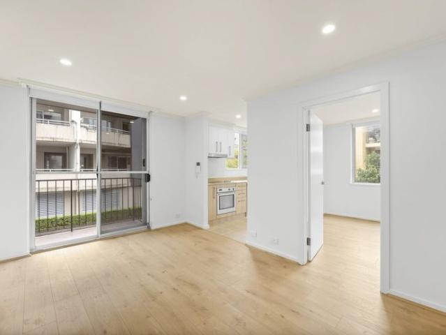 Stylish Renovated Apartment in the Heart of Camperdown.