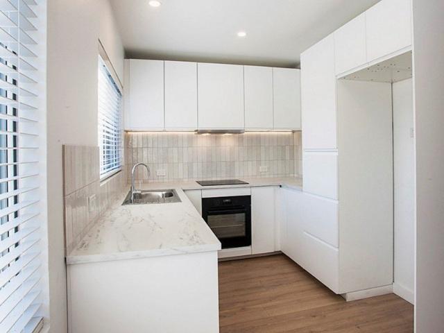 Stylish Renovated Apartment Moments from Mona Vale Beach