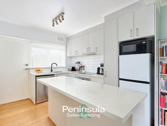 Stylish, Renovated & Conveniently Located