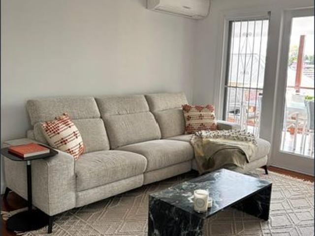 Stylish Renovated Home in a Convenient Stafford Heights Location