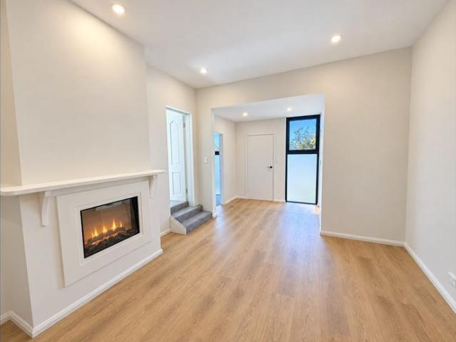 Stylish Renovated Living in the Heart of Katoomba