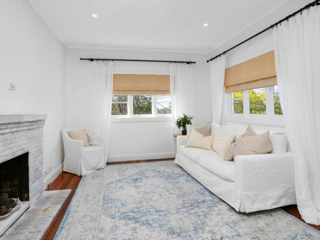 Stylish Renovated Living with Separate Retreat