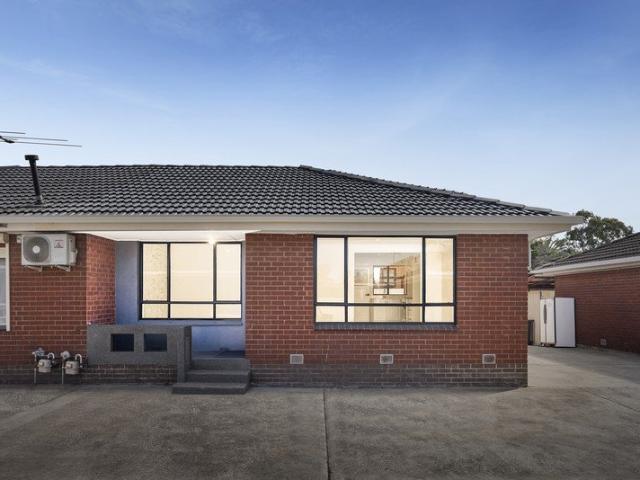 Stylish, Renovated & Low Maintenance Living